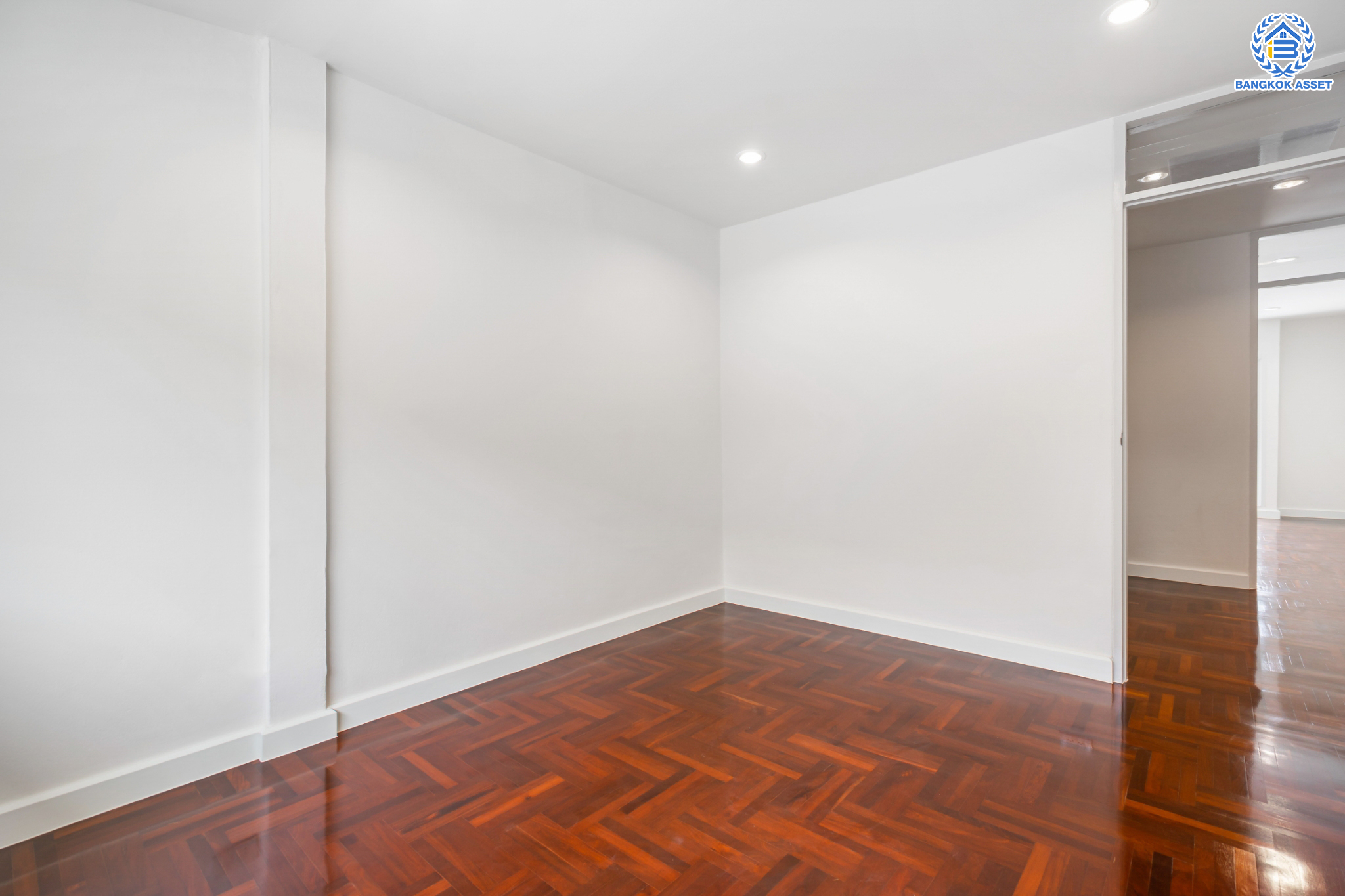 บ้านมือสองตกแต่งใหม่ ทาวน์เฮ้าส์ทำเลโซนเมือง! ม.เกร็ดแก้วการ์เด้น รัตนาธิเบศร์-แคราย ที่สุดของความคุ้ม! เนื้อที่ 24 ตร.ว. ฟังก์ชัน 3 ห้องนอน 2 ห้องน้ำ 1 ที่จอดรถ บนทำเลศักยภาพ ใกล้ทางด่วน "งามวงศ์วาน" เซ็นทรัลรัตนาธิเบศร์ และรถไฟฟ้าสายสีม่วง "สถานีบางกระสอ"…